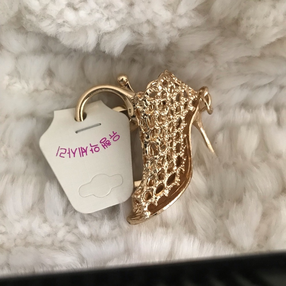 Key Chain/ Purse Charm- Mini Shoe- Gold Tone -NWT - Picture 3 of 9